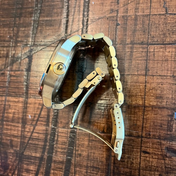 Nixon Sentry Watch - Picture 2 of 5